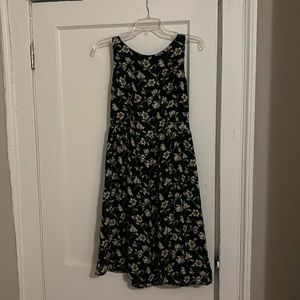 Black & white floral vintage Cynthia Rowley tie sleeveless dress cottagecore